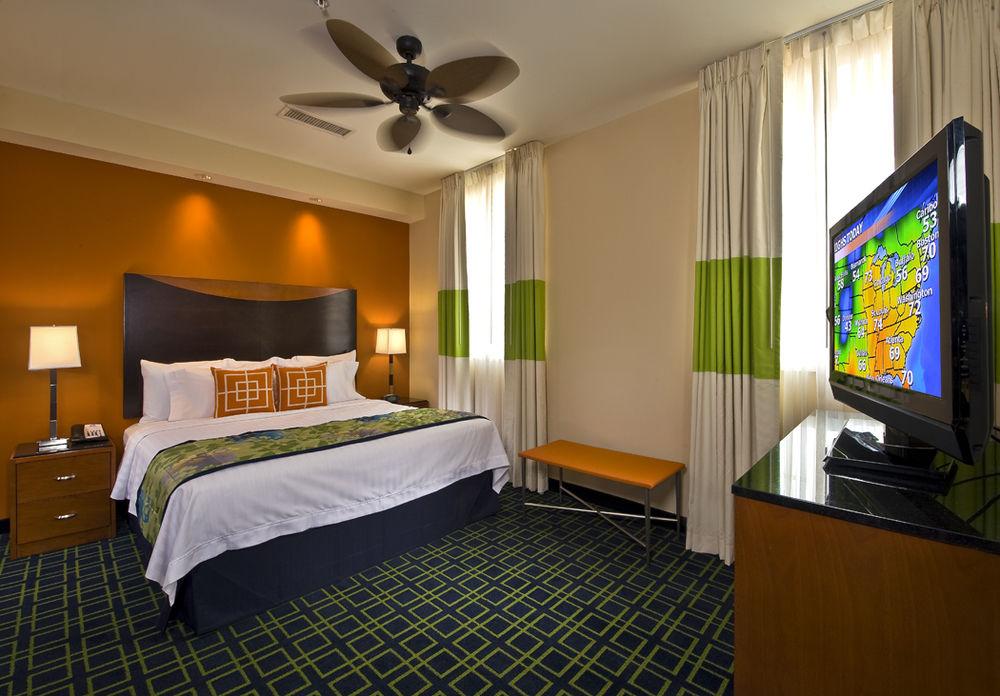 Fairfield Inn & Suites Baltimore Downtown/Inner Harbor Exterior photo