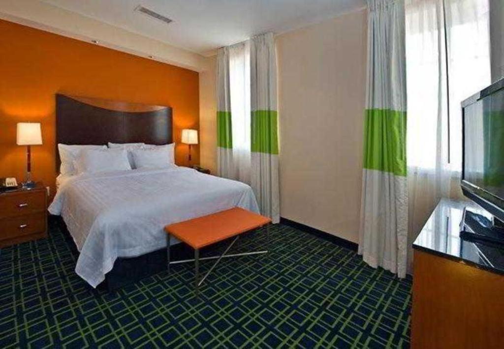 Fairfield Inn & Suites Baltimore Downtown/Inner Harbor Exterior photo
