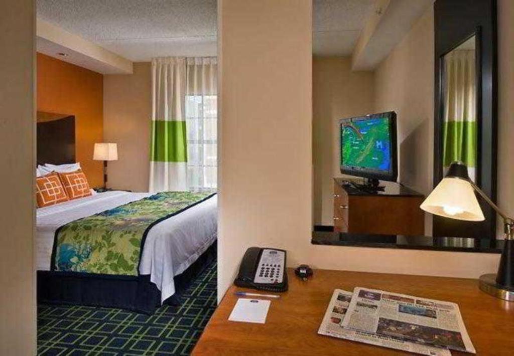 Fairfield Inn & Suites Baltimore Downtown/Inner Harbor Exterior photo