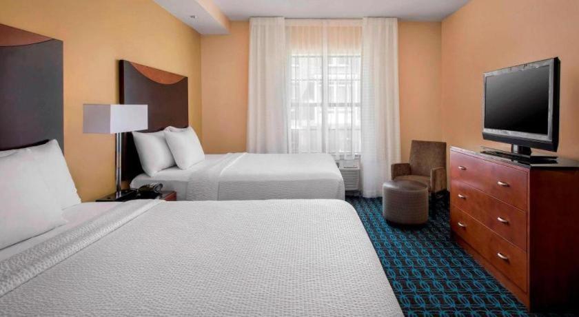 Fairfield Inn & Suites Baltimore Downtown/Inner Harbor Exterior photo