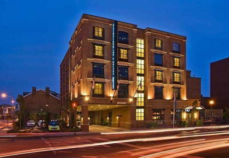 Fairfield Inn & Suites Baltimore Downtown/Inner Harbor Exterior photo